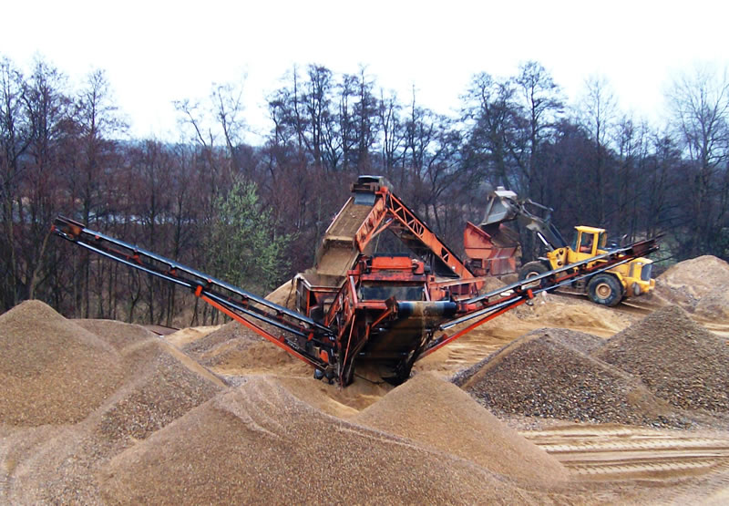 Anglian Excavations Limited offer a full range of quarry services